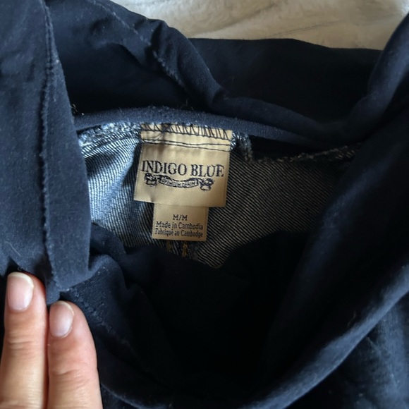 2 pairs of maternity jeans and 1 pair of maternity jean shorts. - Picture 2 of 10